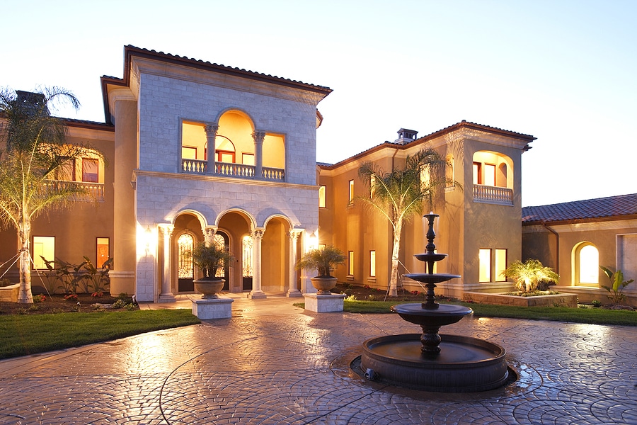 4 Tips for Buying a Luxury Home